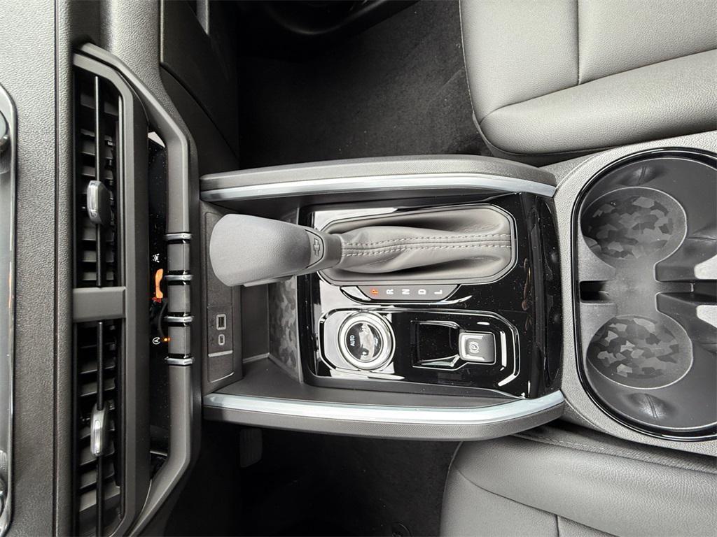 new 2026 Chevrolet Colorado car, priced at $30,965