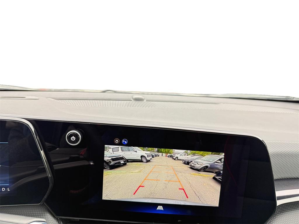 new 2026 Chevrolet Equinox car, priced at $28,145