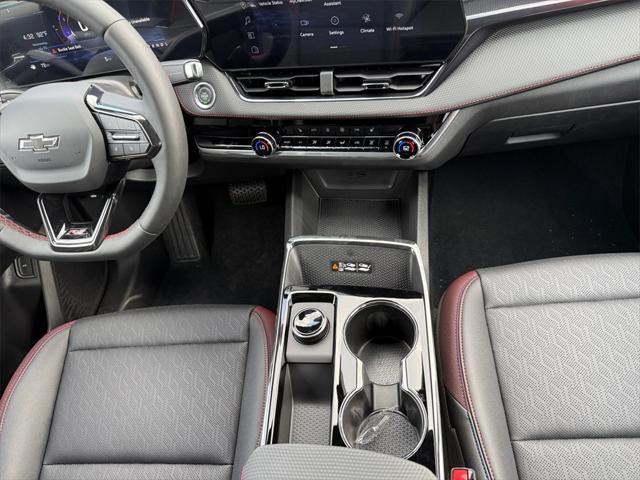 new 2026 Chevrolet Equinox car, priced at $31,895