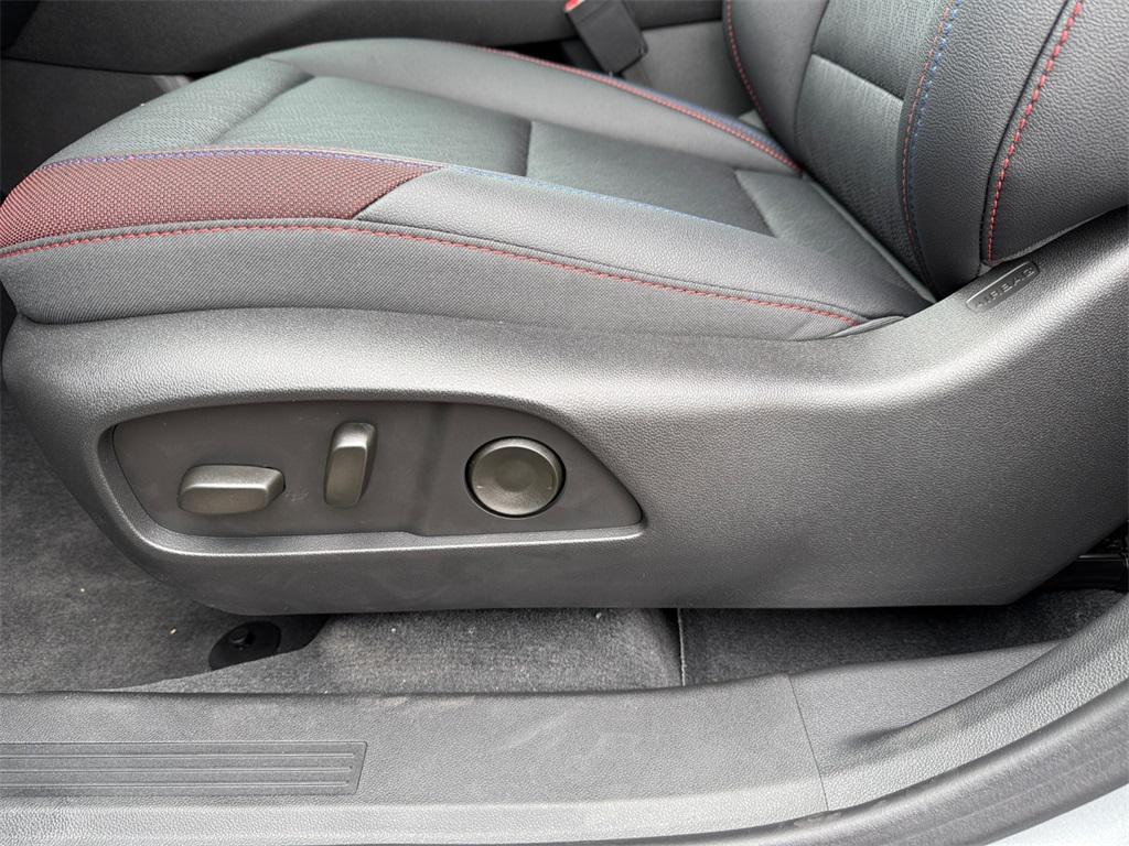 new 2026 Chevrolet Equinox car, priced at $28,145