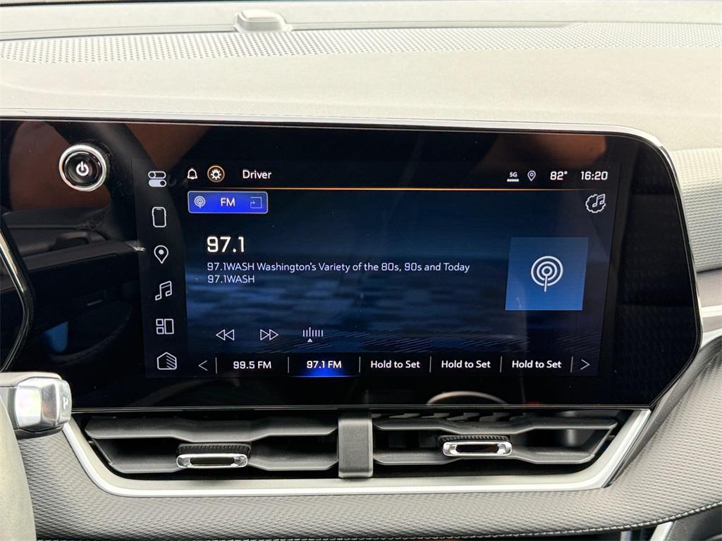 new 2025 Chevrolet Equinox car, priced at $23,620