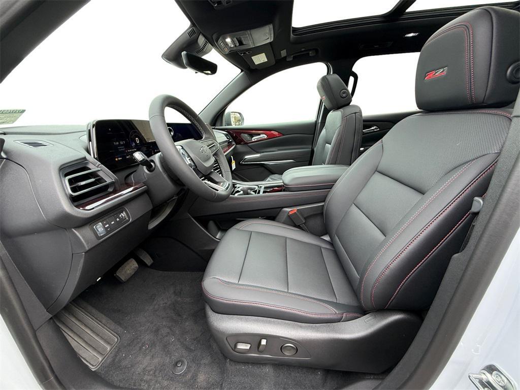 new 2026 Chevrolet Traverse car, priced at $51,956