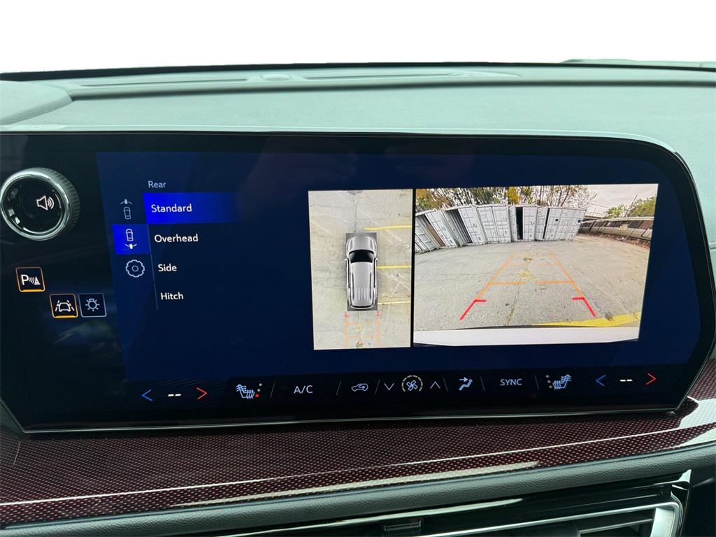 new 2026 Chevrolet Traverse car, priced at $51,956