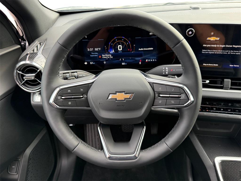 new 2026 Chevrolet Equinox car, priced at $27,435