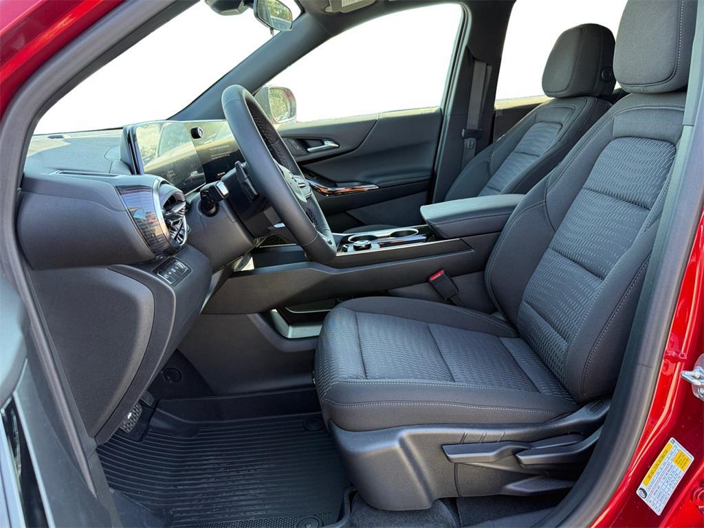 new 2026 Chevrolet Equinox car, priced at $29,295