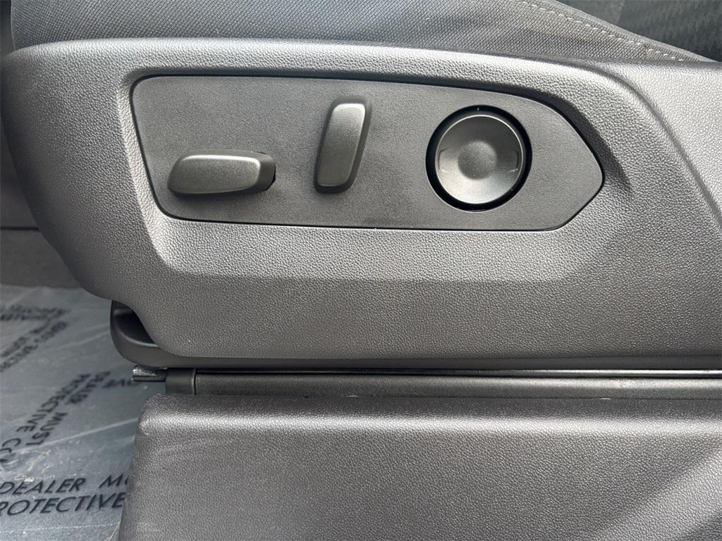 used 2024 Chevrolet Silverado 1500 car, priced at $48,500