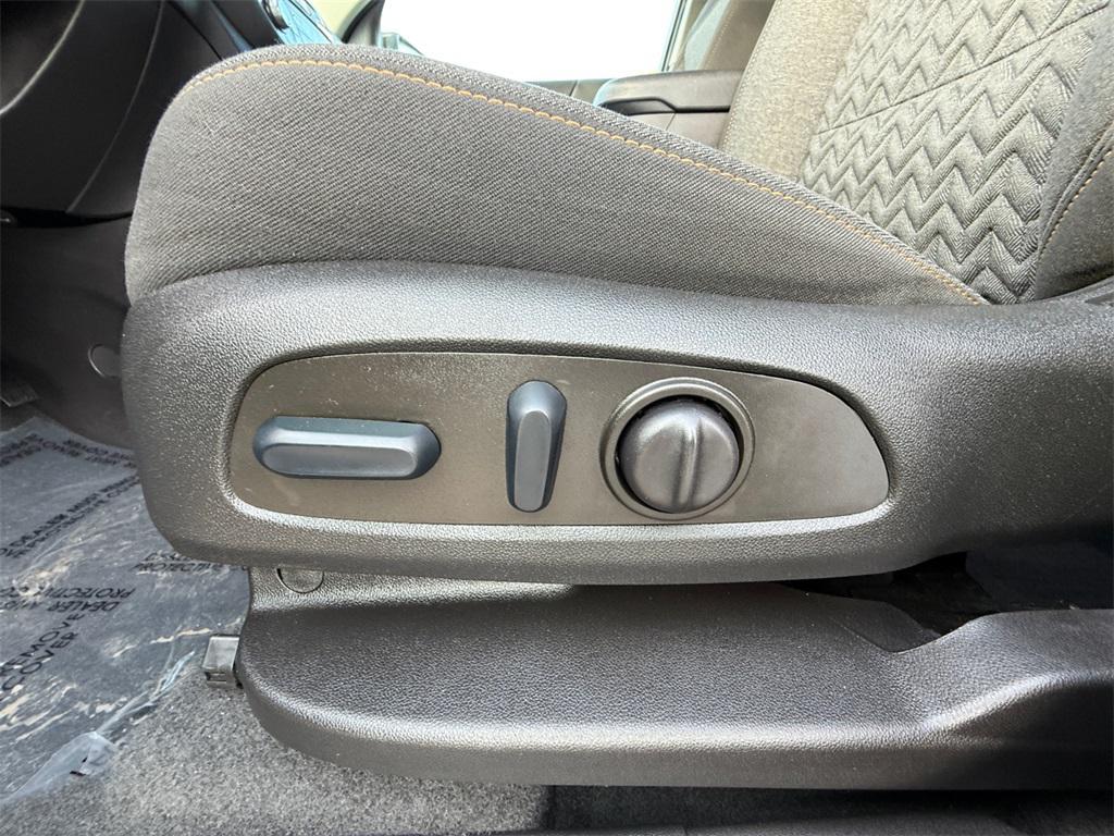 used 2023 Chevrolet Equinox car, priced at $21,000