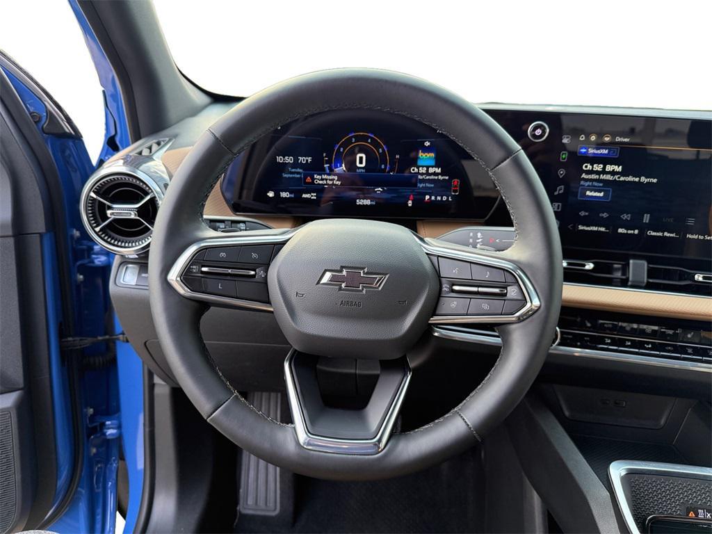 used 2025 Chevrolet Equinox car, priced at $28,500