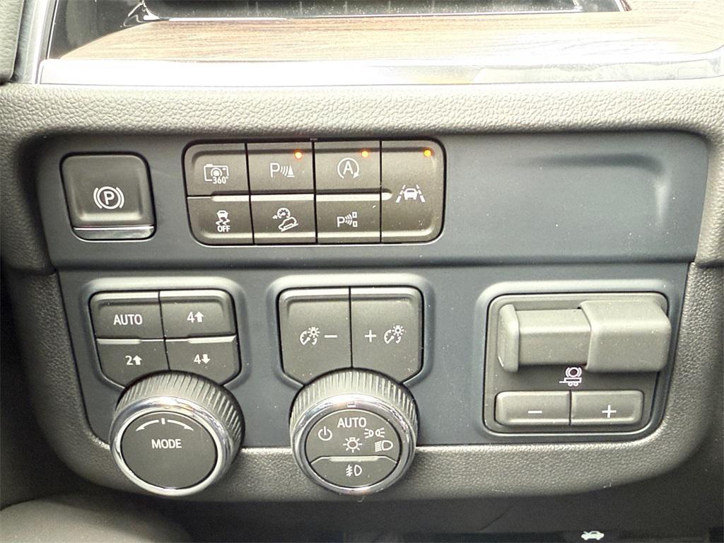 new 2026 Chevrolet Suburban car, priced at $71,863