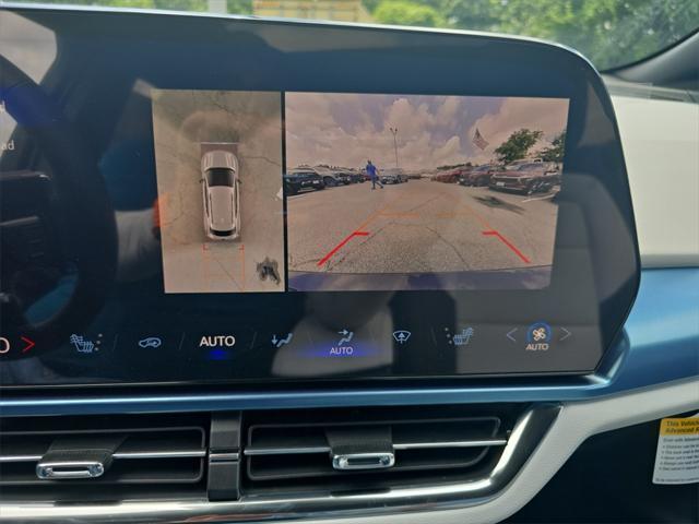 new 2025 Chevrolet Equinox EV car, priced at $37,585