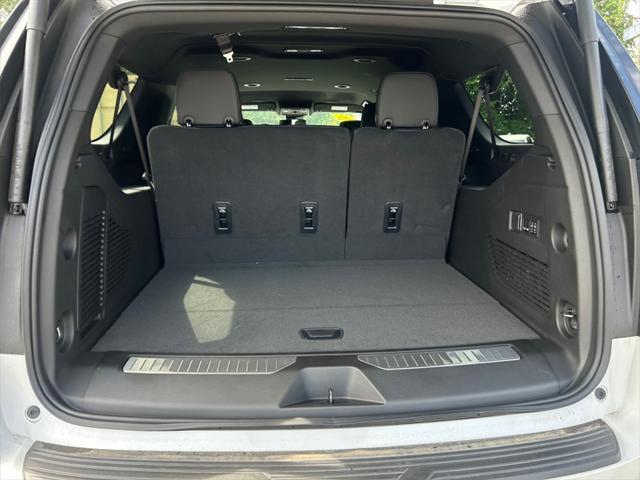 new 2025 Chevrolet Suburban car, priced at $74,840