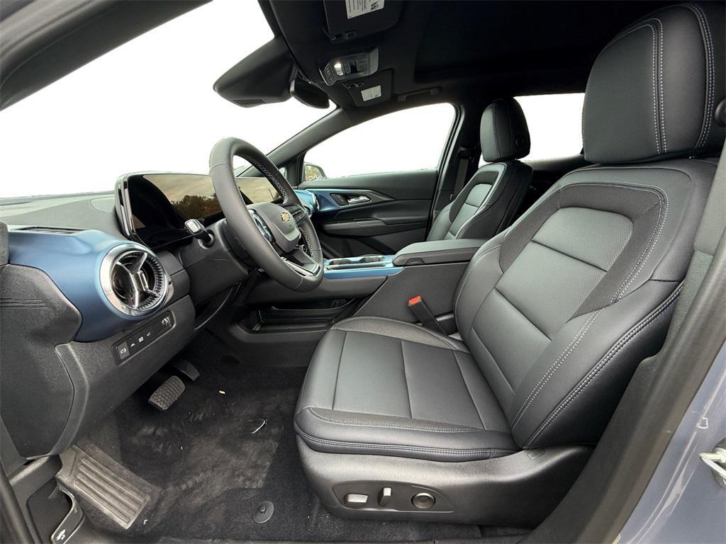 new 2026 Chevrolet Equinox EV car, priced at $37,795