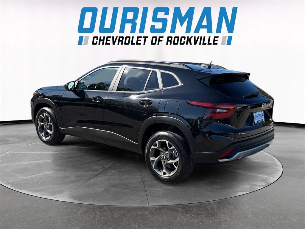 used 2024 Chevrolet Trax car, priced at $21,000