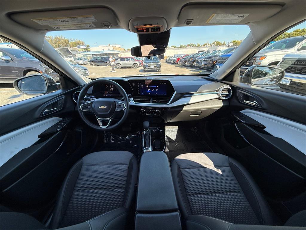used 2024 Chevrolet Trax car, priced at $21,000