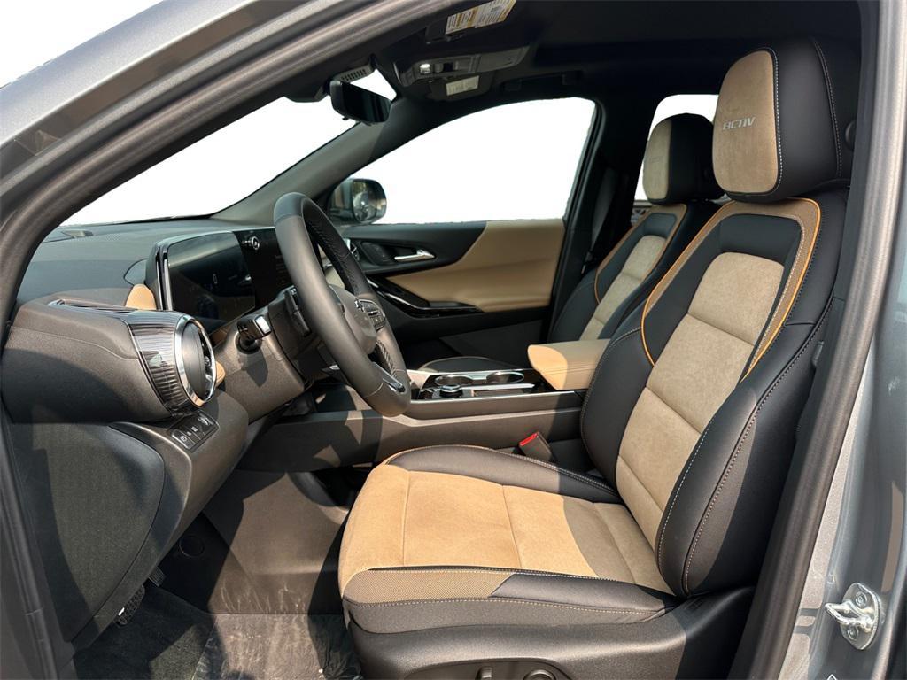 new 2026 Chevrolet Equinox car, priced at $35,285