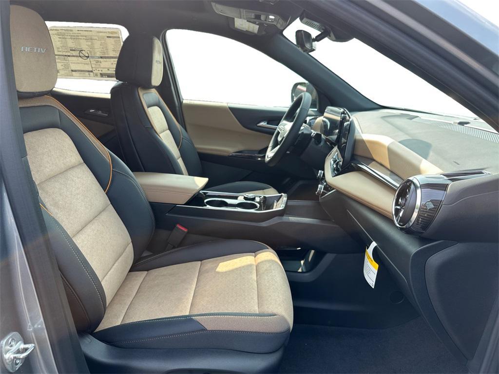 new 2026 Chevrolet Equinox car, priced at $35,285