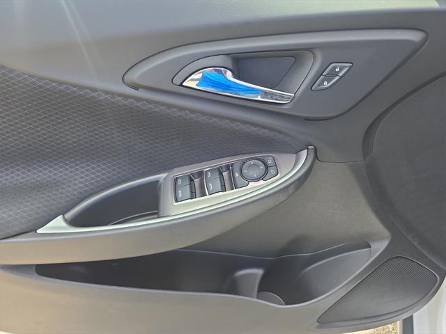 new 2025 Chevrolet Malibu car, priced at $28,420