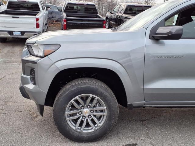 new 2024 Chevrolet Colorado car, priced at $30,915