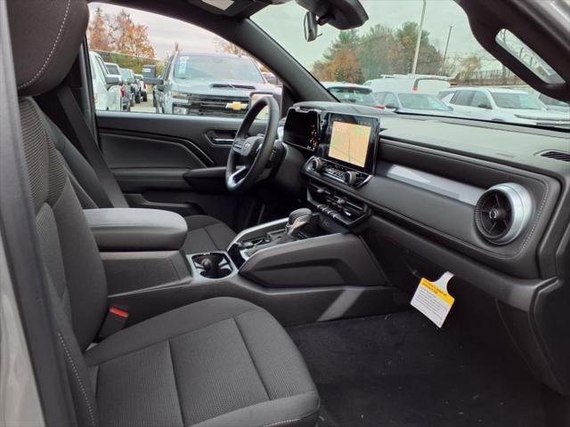 new 2024 Chevrolet Colorado car, priced at $30,915