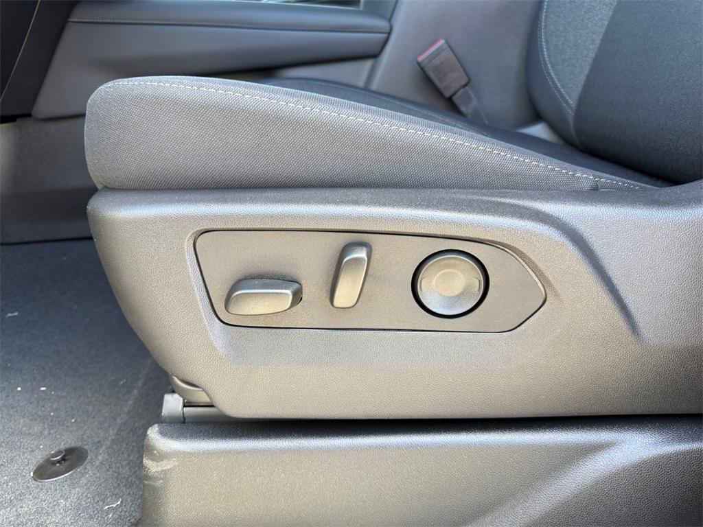 new 2025 Chevrolet Suburban car, priced at $61,990