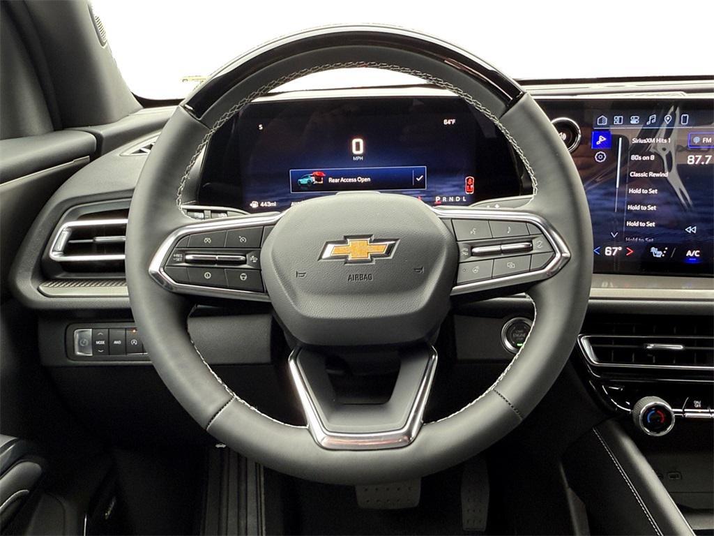 new 2026 Chevrolet Traverse car, priced at $42,355