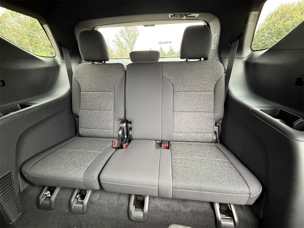 new 2026 Chevrolet Traverse car, priced at $42,355