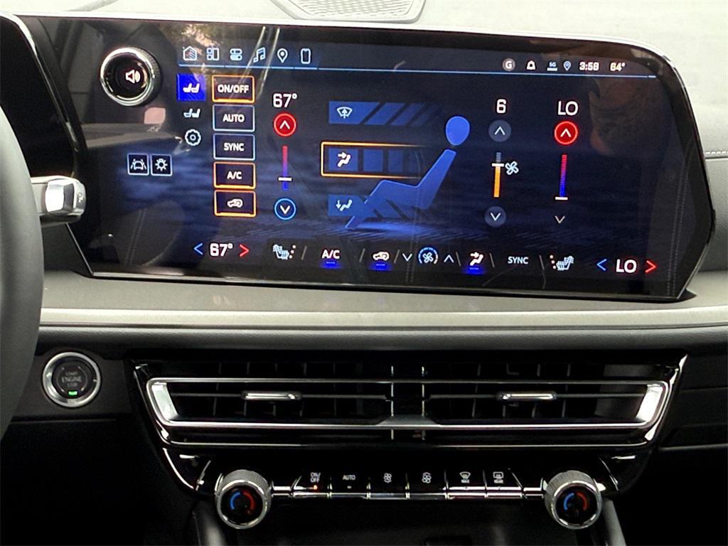 new 2026 Chevrolet Traverse car, priced at $42,355