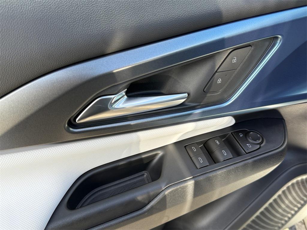 new 2026 Chevrolet Equinox EV car, priced at $38,220