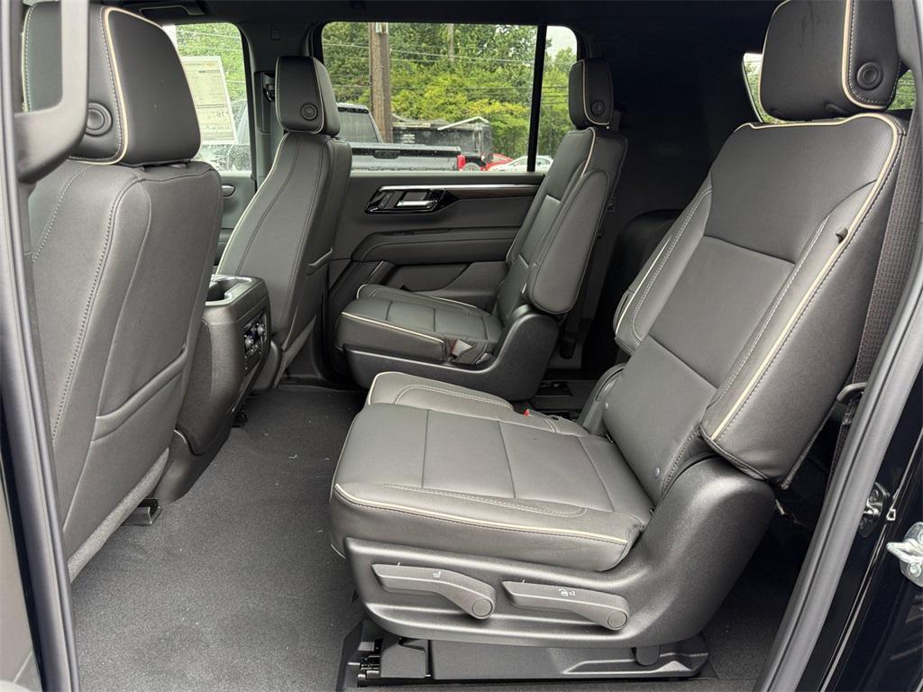 new 2025 Chevrolet Suburban car, priced at $72,380