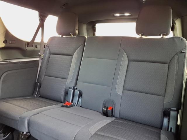 new 2025 Chevrolet Suburban car, priced at $67,621
