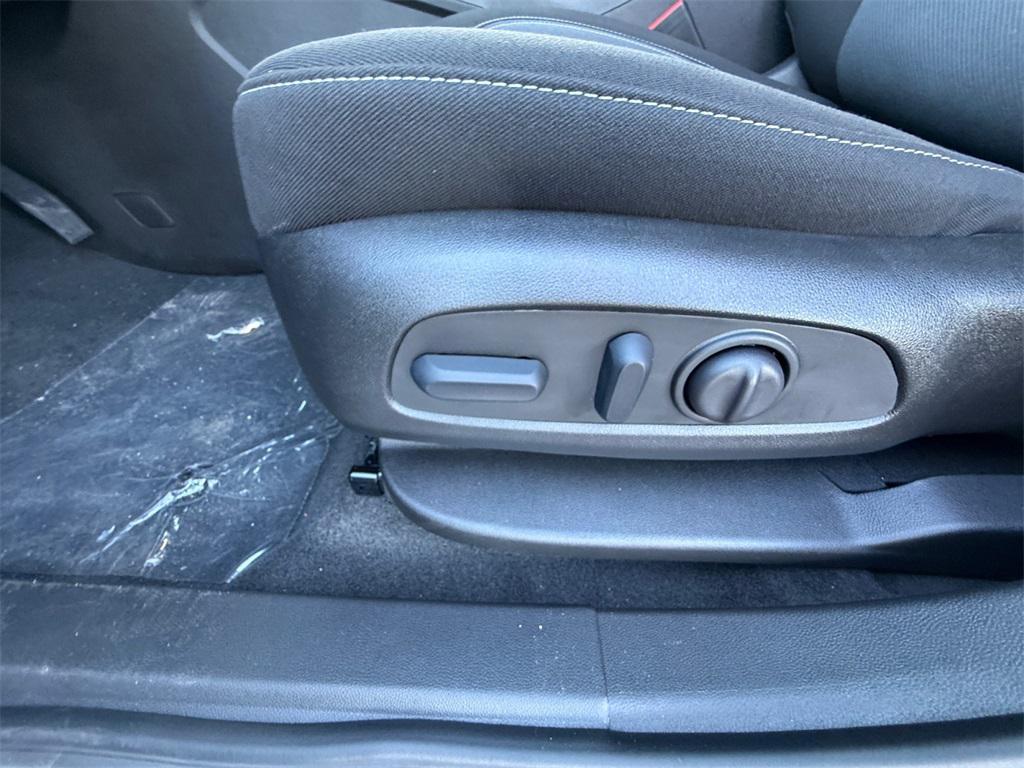 new 2025 Chevrolet Blazer car, priced at $33,439