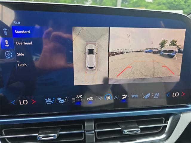 new 2025 Chevrolet Equinox EV car, priced at $40,039