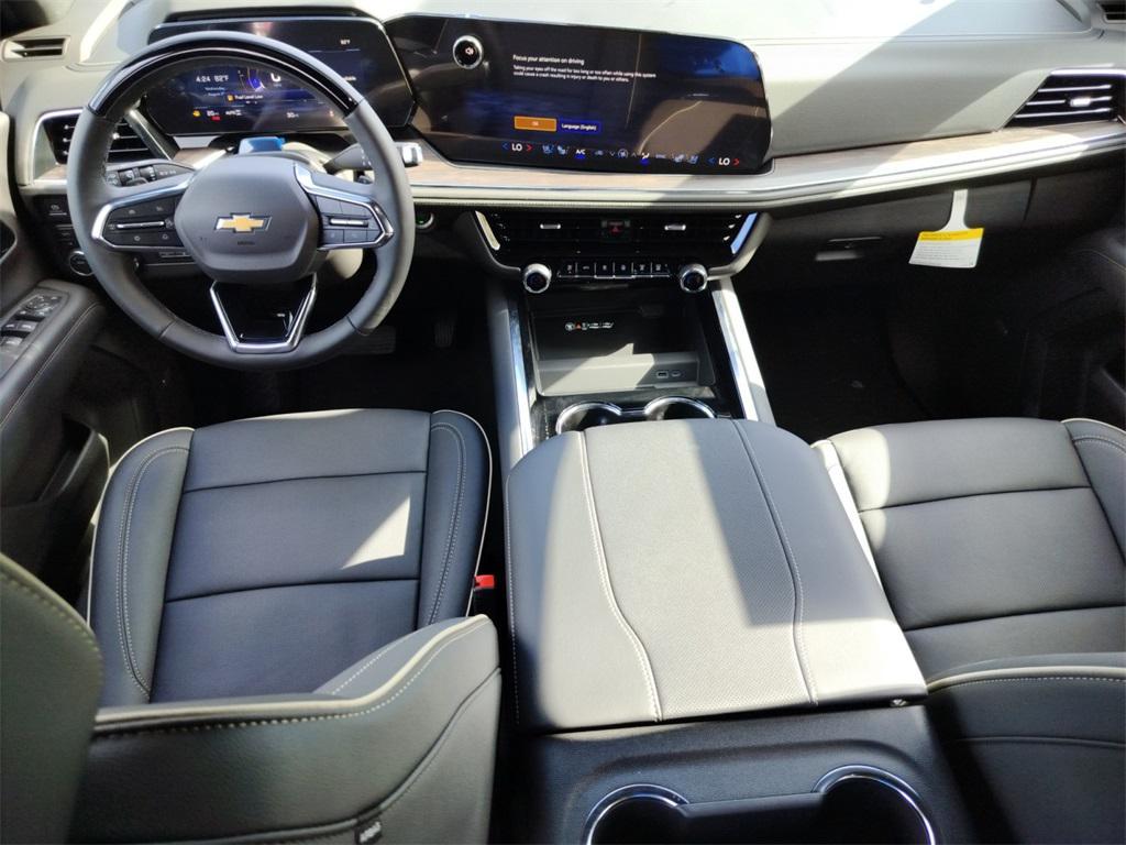 new 2025 Chevrolet Suburban car, priced at $83,899