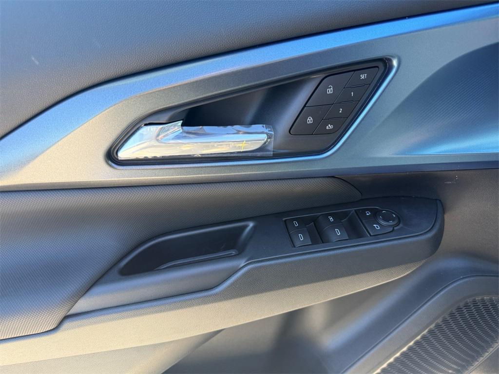 new 2026 Chevrolet Equinox EV car, priced at $40,895