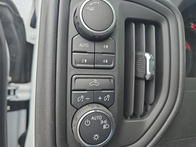 new 2025 Chevrolet Silverado 1500 car, priced at $48,540
