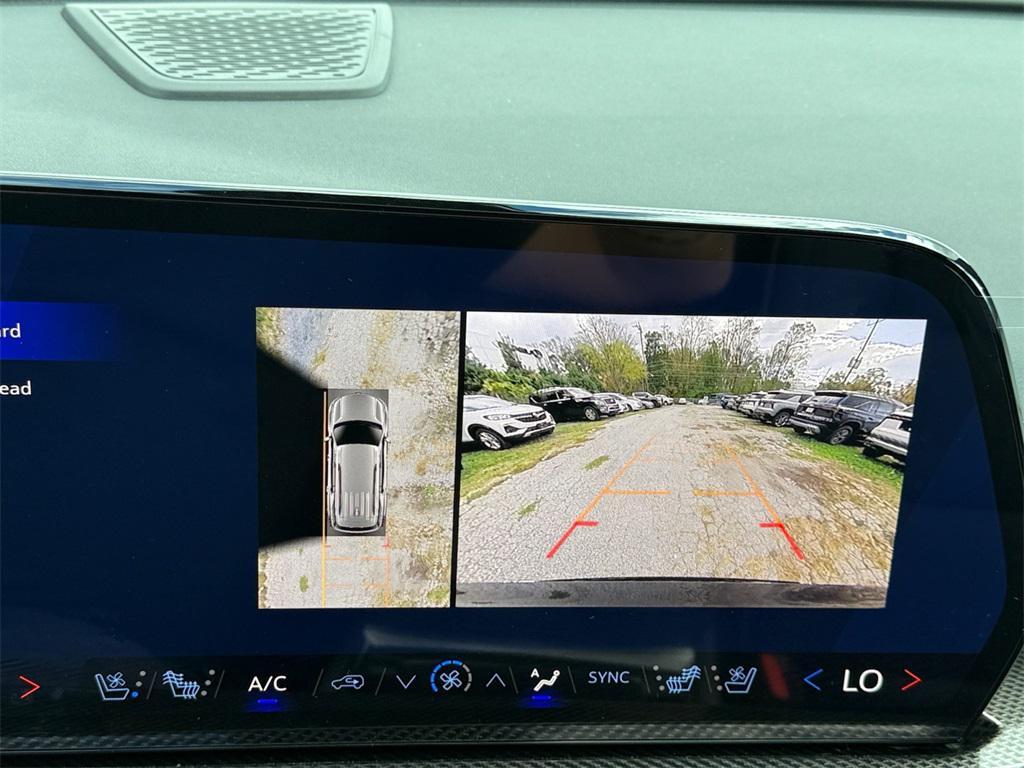 new 2026 Chevrolet Traverse car, priced at $57,751