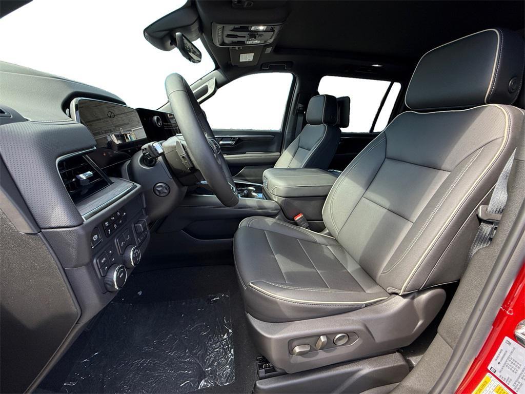 new 2025 Chevrolet Suburban car, priced at $77,675