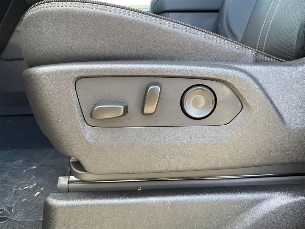 new 2025 Chevrolet Suburban car, priced at $76,795