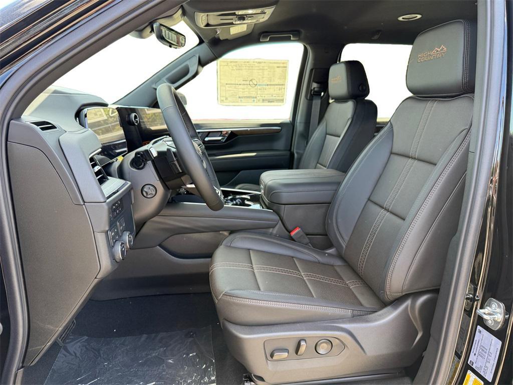 new 2025 Chevrolet Suburban car, priced at $76,795