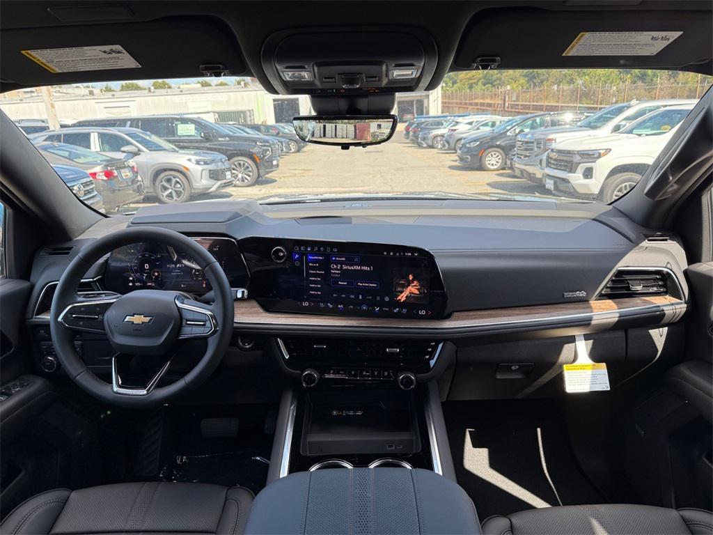 new 2025 Chevrolet Suburban car, priced at $76,795