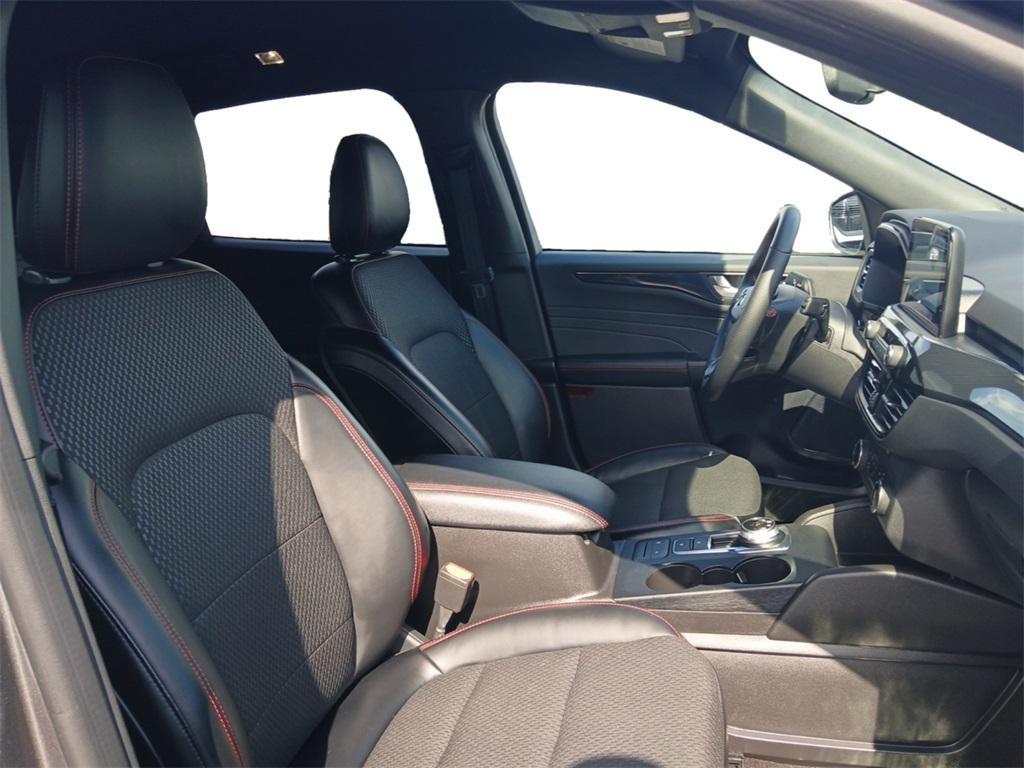 used 2024 Ford Escape car, priced at $21,000