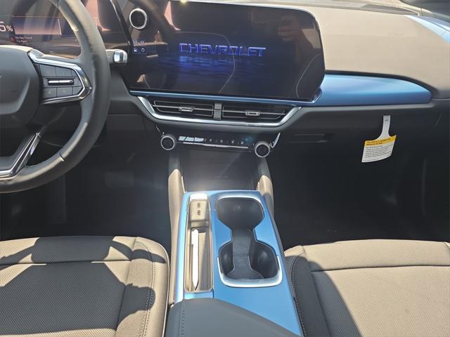 new 2025 Chevrolet Equinox EV car, priced at $38,690