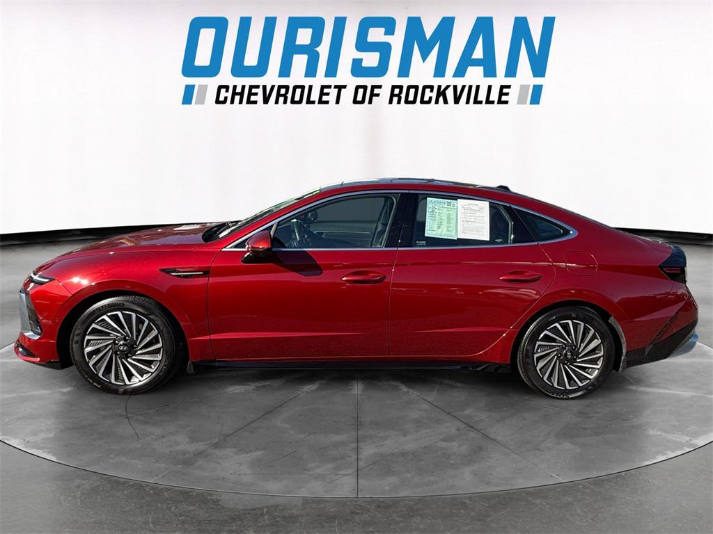 used 2024 Hyundai Sonata Hybrid car, priced at $29,500