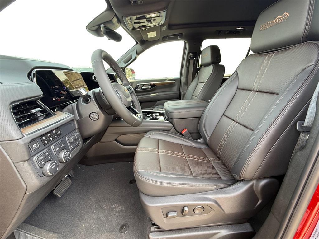 new 2025 Chevrolet Suburban car, priced at $79,755