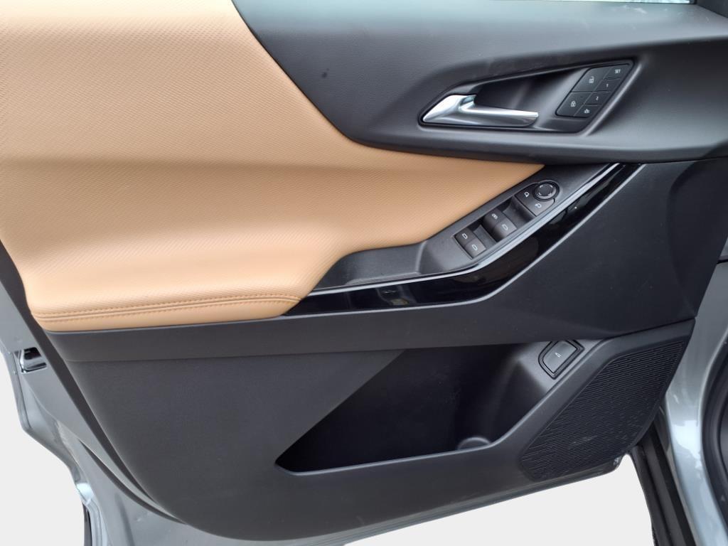 new 2025 Chevrolet Equinox car, priced at $32,375