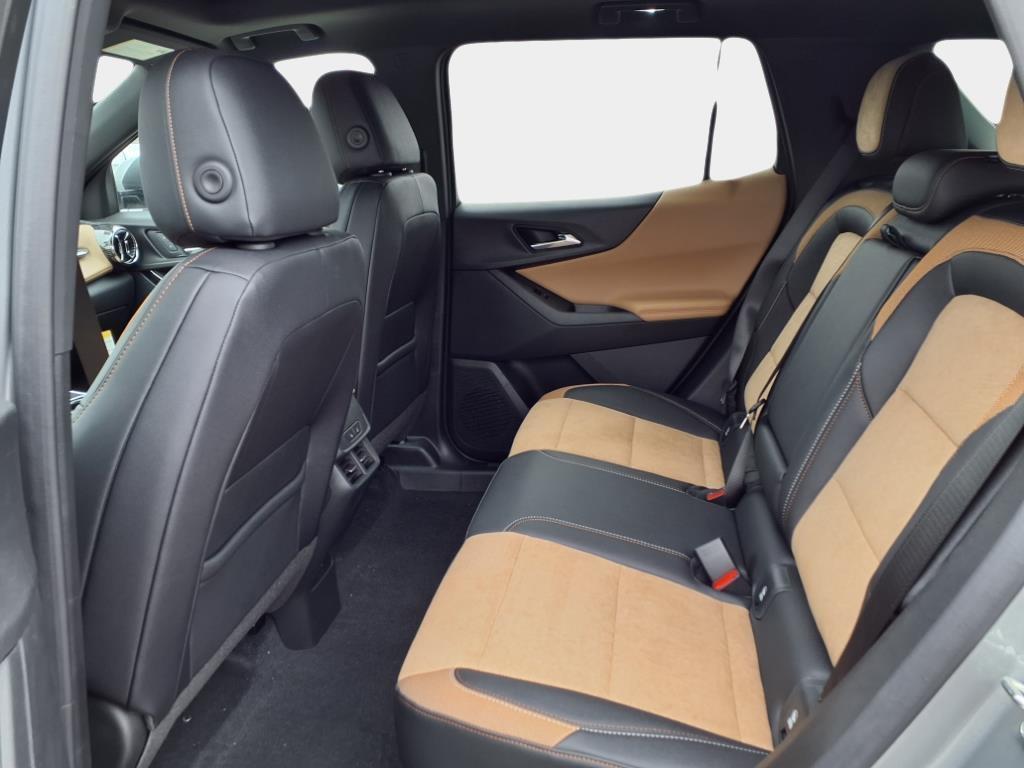 new 2025 Chevrolet Equinox car, priced at $32,375