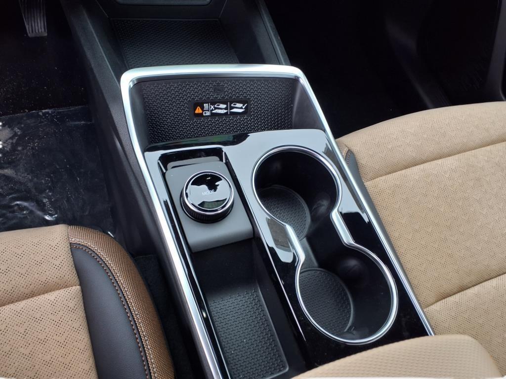 new 2025 Chevrolet Equinox car, priced at $32,375