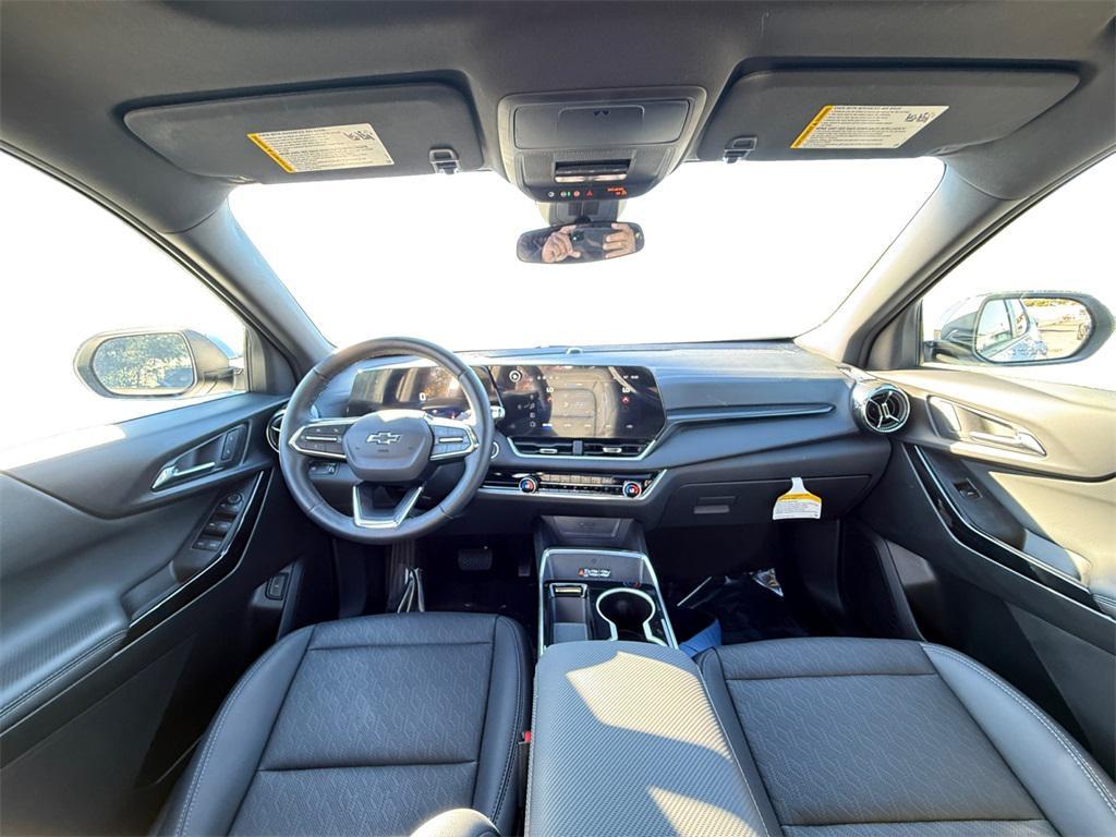 new 2025 Chevrolet Equinox car, priced at $27,765