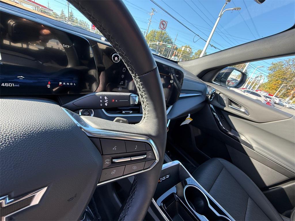 new 2025 Chevrolet Equinox car, priced at $27,765