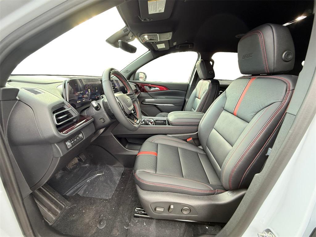 new 2026 Chevrolet Traverse car, priced at $58,007